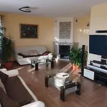 Synergy House Bed & Breakfast 3*