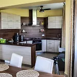 Bed & Breakfast Synergy House 3*