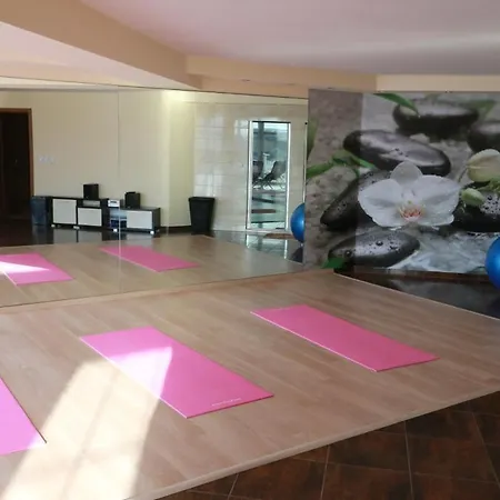 Nocľah s raňajkami Synergy House 3*