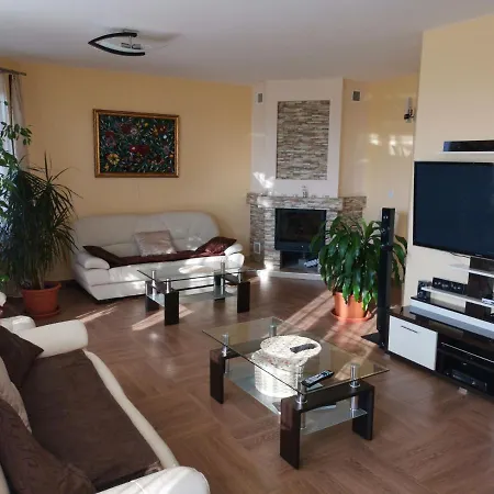 Synergy House Bed and breakfast 3*