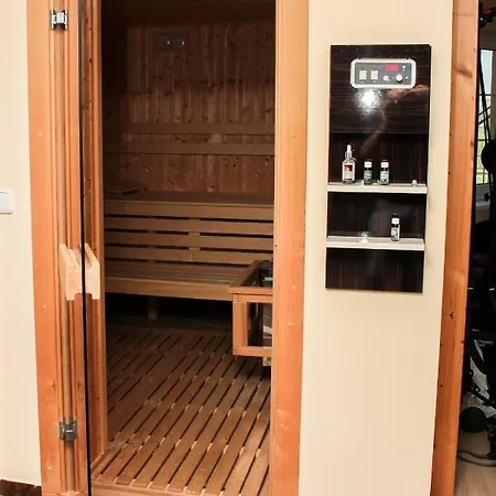 לינה וארוחת בוקר Synergy House דודינצה